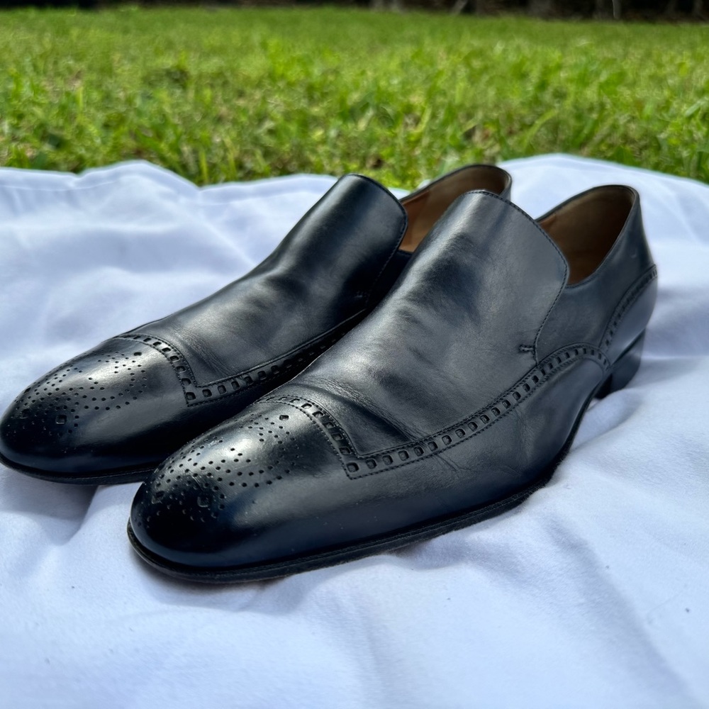 Gucci black dress shoes